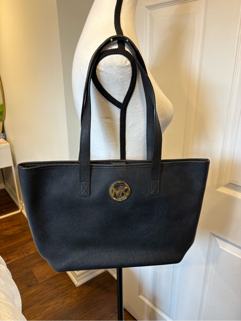 Michael Kors Jet Set Black Saffiano Leather Tote Work Shoulder Bag